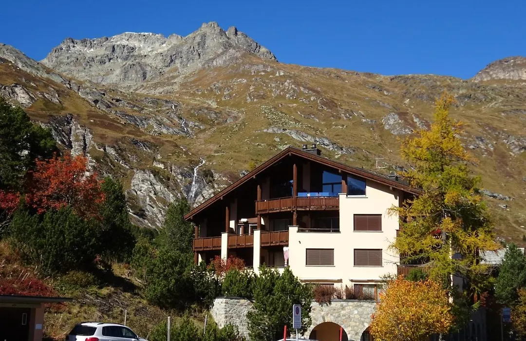 Hotel Poestli-1